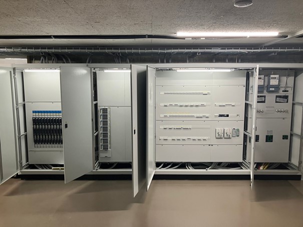 server-raum-weiss